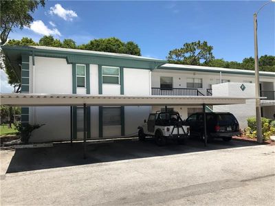 7680 92nd St APT 101, Seminole, FL, 33777