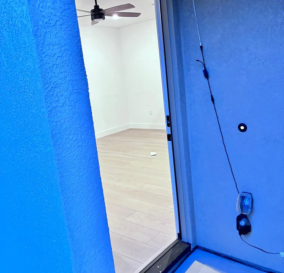 1 bed, 700 sqft, $1,550 — Photo 3