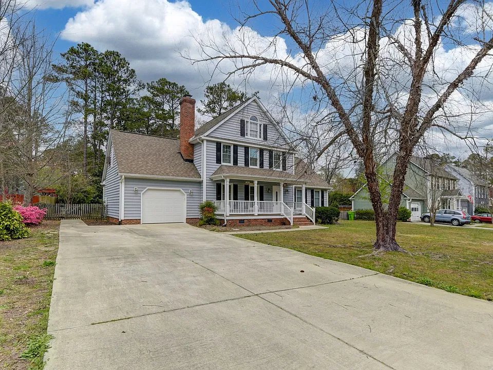 141 Brook Hollow Dr