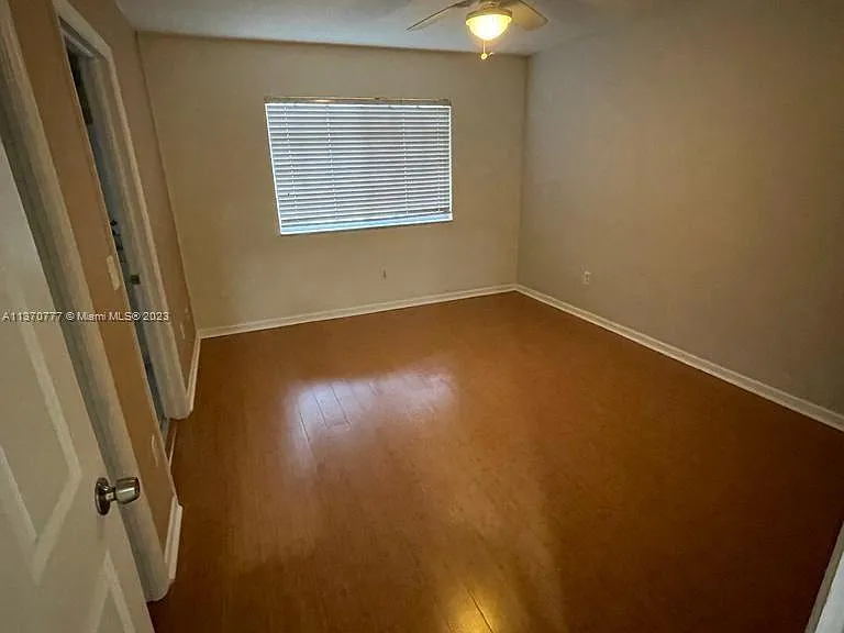 2020 Freeport Dr #2020 — Photo 18