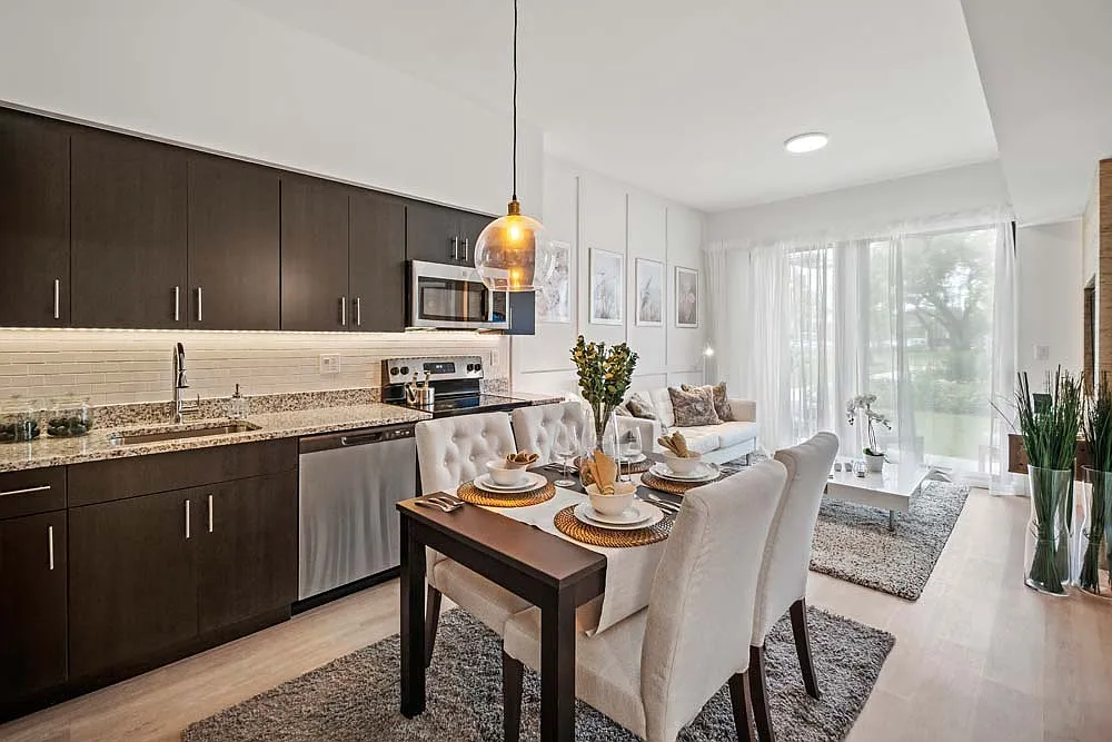 Oak Enclave — Photo 1