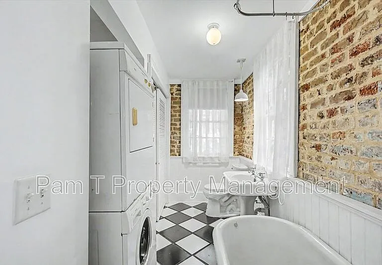 521 E Harris St #A — Photo 11