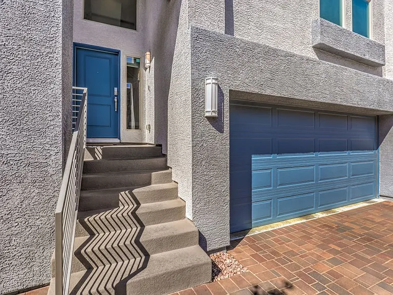 8086 Misty Canyon Ave — Photo 3