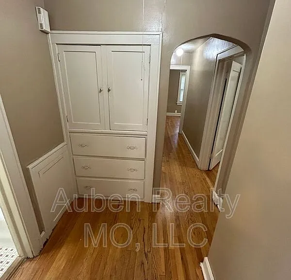 5446 Charlotte St #1F — Photo 14