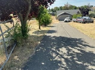 2065 Fox Ct, Ione, CA 95640