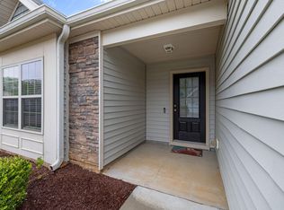 903 Bridlemine Dr, Fuquay Varina, NC 27526