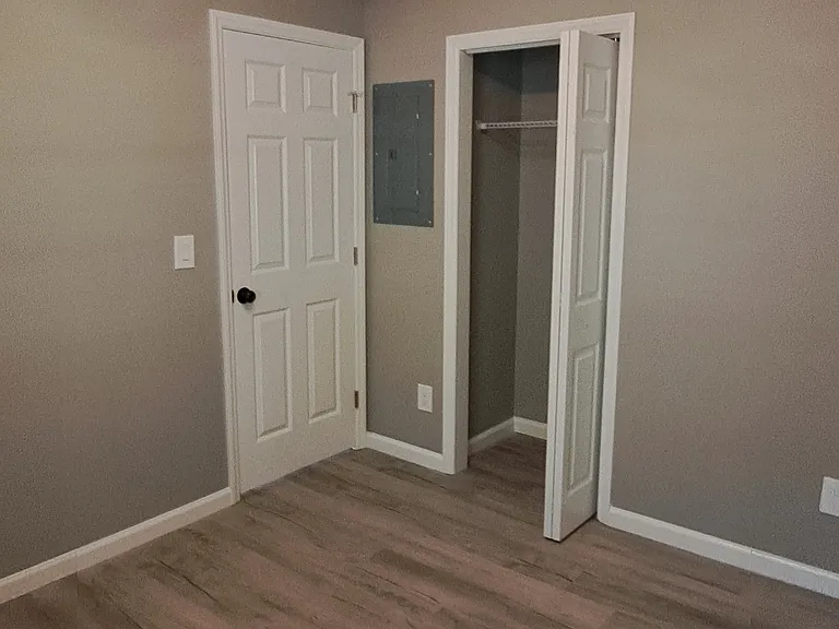20 Miracle Ln — Photo 8