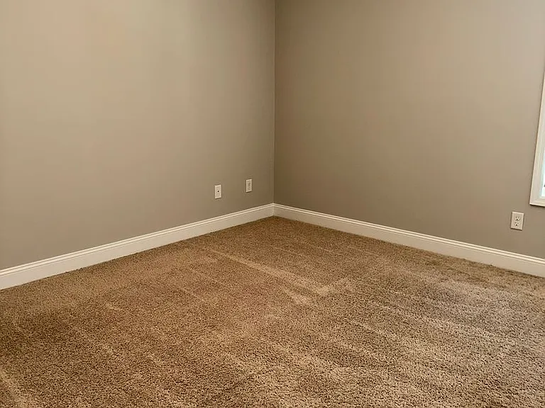 428 Satterfield Dr — Photo 17