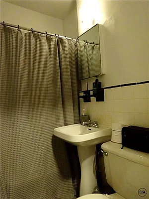 Rented by DSA Realty | media 22
