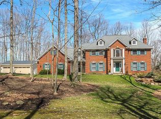 11500 Gate Post Ln, Chardon, OH 44024