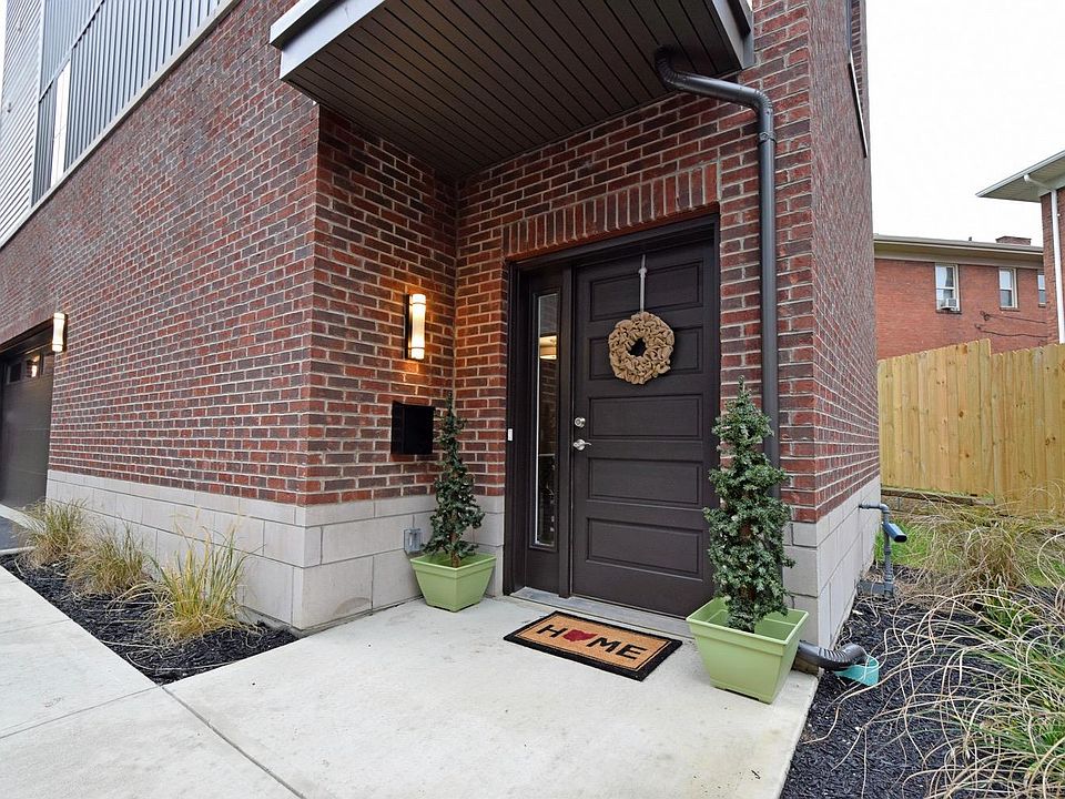 1st image of 2932 Markbreit Ave #4