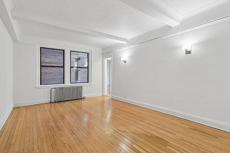 1st image of 440 W 34th St APT 4H