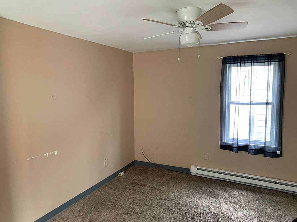 1st image of 114 Elk St Floor 2