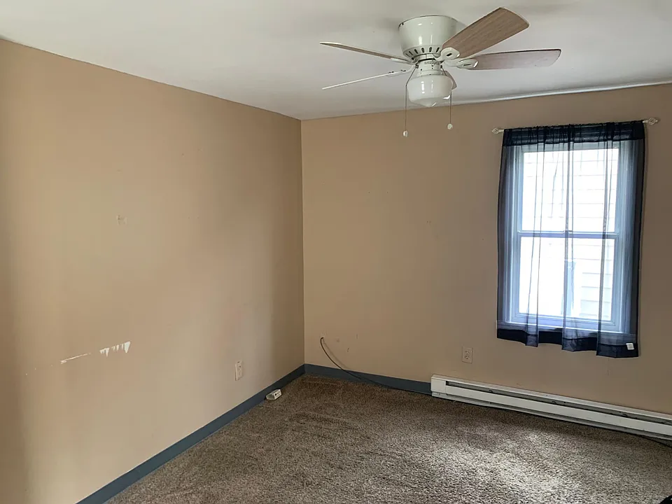114 Elk St #2