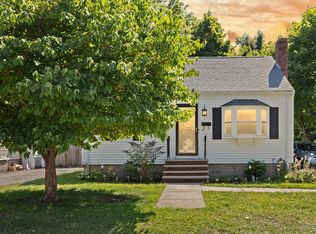 41 Edgeworth St, Weymouth, MA 02189