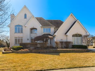 6735 Fieldstone Dr, Burr Ridge, IL 60527