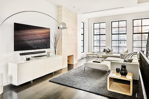 1st image of 372 W 11th St APT 1