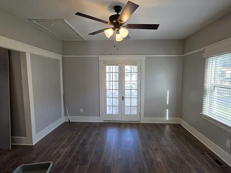 4139 Locust St — Photo 6