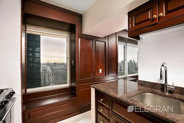 Rented by (Legacy) Elegran | media 2