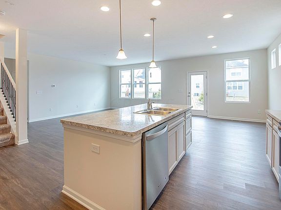 5th image of 12300 Greenwood Dr NW