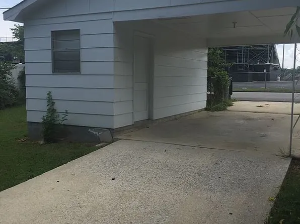 1018 9th Ave SE, Decatur, AL 35601