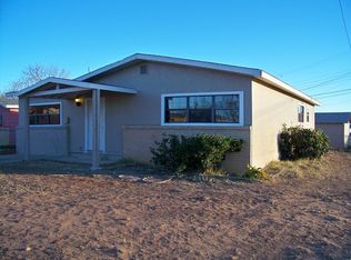 319 SW 10th St, Andrews, TX 79714