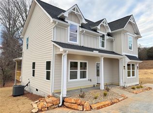 2804 Dorsey Peek Rd, Gainesville, GA 30507