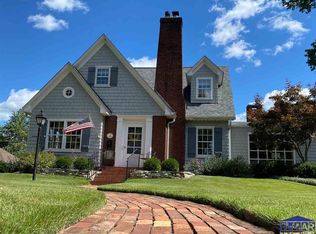 2521 N 9th St, Terre Haute, IN 47804