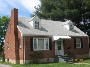2746 Calloway St NW, Roanoke, VA 24012