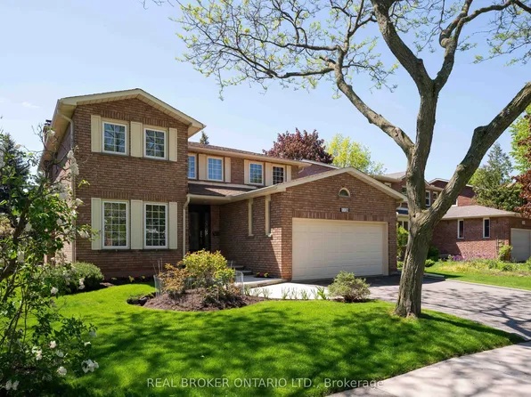 1128 Mayfair Rd, Oakville, ON L6M 1G8