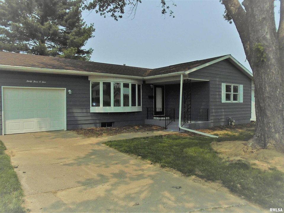 1st image of 3304 W Rusholme St