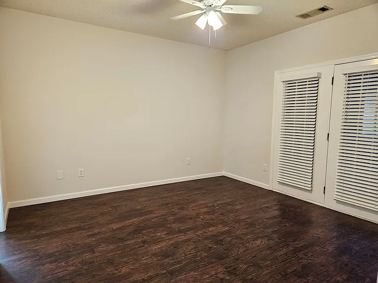 510 Spring Heights Ln SE — Photo 7