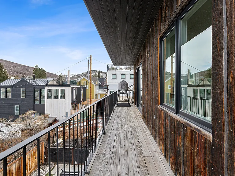 1102 Norfolk Ave — Photo 18