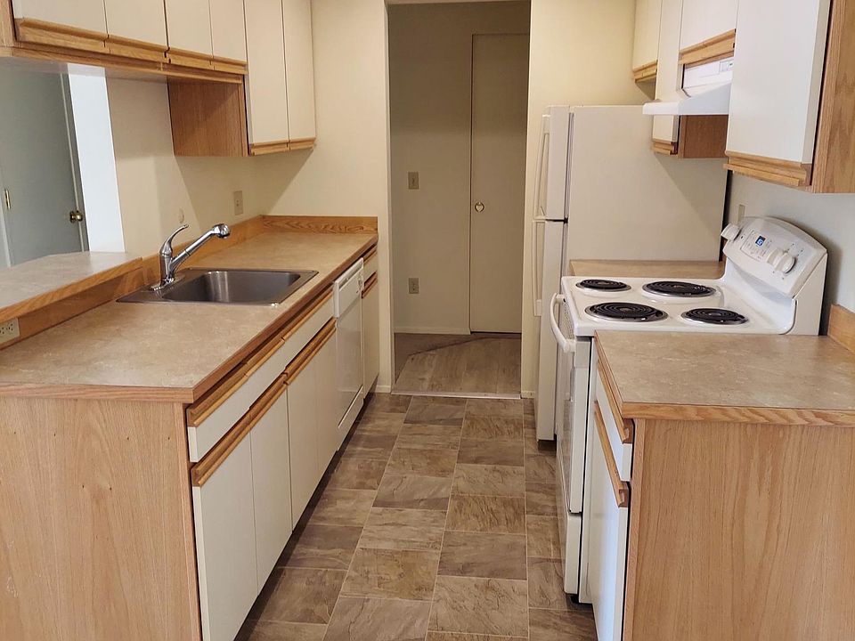 1st image of 706 NW 185th St APT 306
