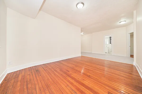 Rented by Living New York | media 10