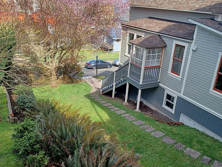229 Alameda Ave — Photo 22