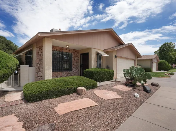 10717 Towne Park Dr NE, Albuquerque, NM 87123