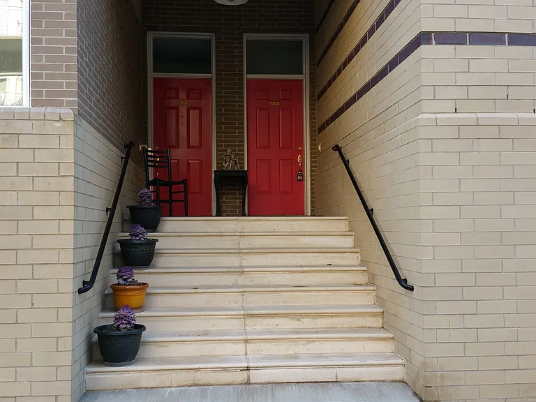 358 Rector St #217D — Photo 7