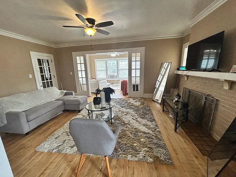 616 N Cooper St #2 — Photo 3