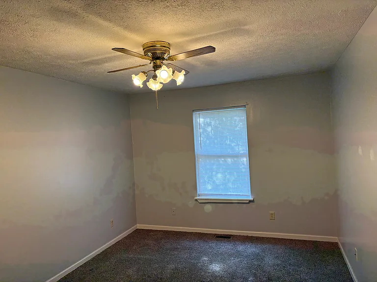 3536 Thornhill Cir W — Photo 7