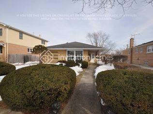 9225 Menard Ave, Oak Lawn, IL 60453