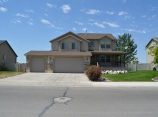 5775 S 4650 W, Hooper, UT 84315