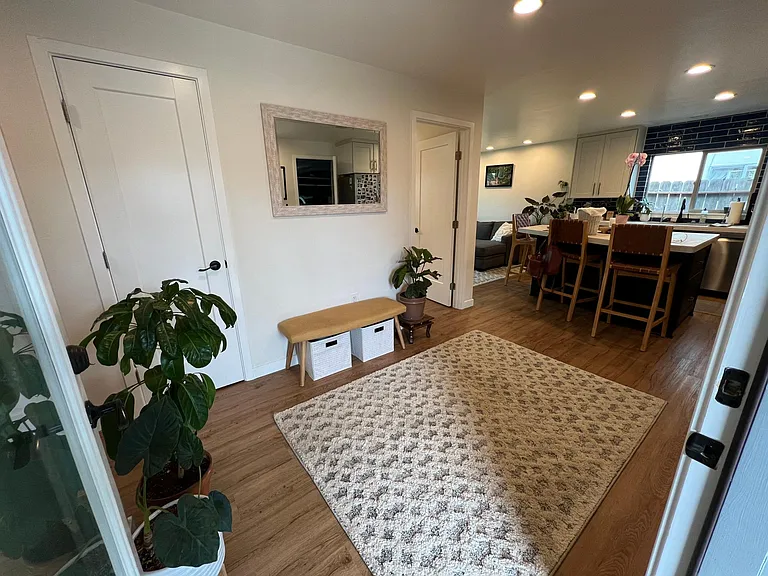 1464 Gulf St — Photo 8