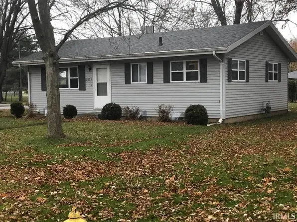 1015 S 13th St, Goshen, IN 46526