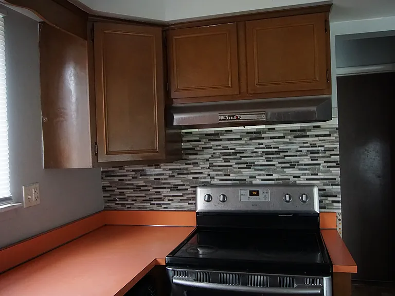3858 Martin Rd — Photo 10