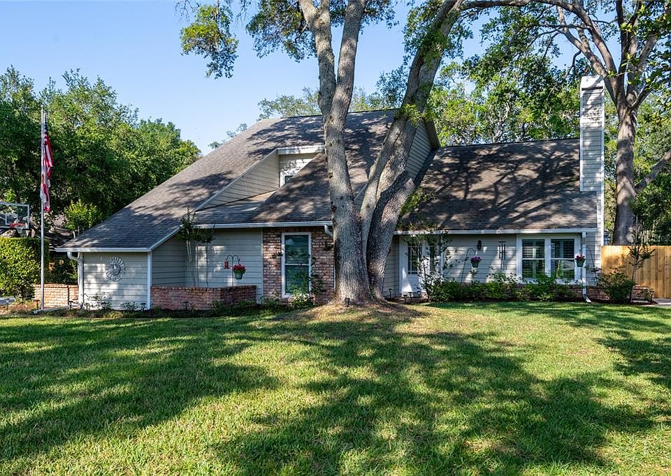 1st image of 1881 CASTLE WOODS DRIVE