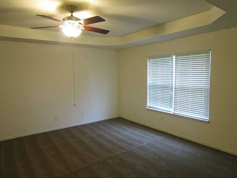 5000-5002 Carrie Ridge Dr. — Photo 14