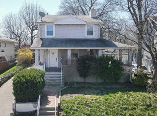 954 Slocum Ave, Ridgefield, NJ 07657