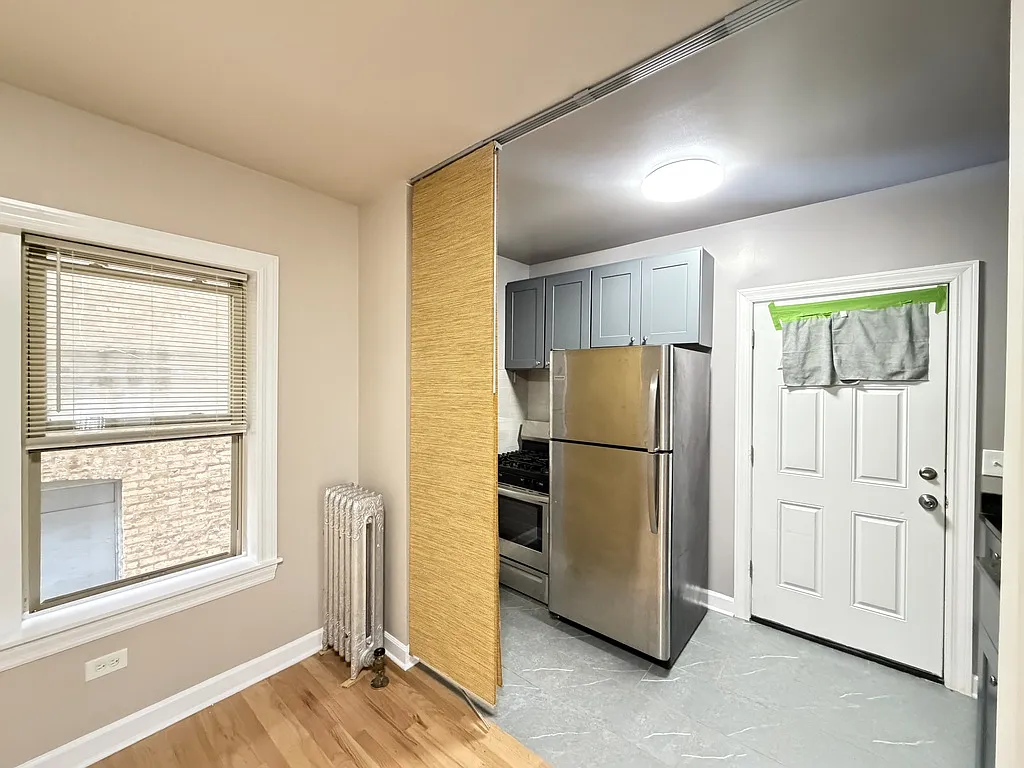 1 bed, 700 sqft, $1,600 — Photo 2