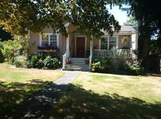 9809 39th Ave SW, Seattle, WA 98136